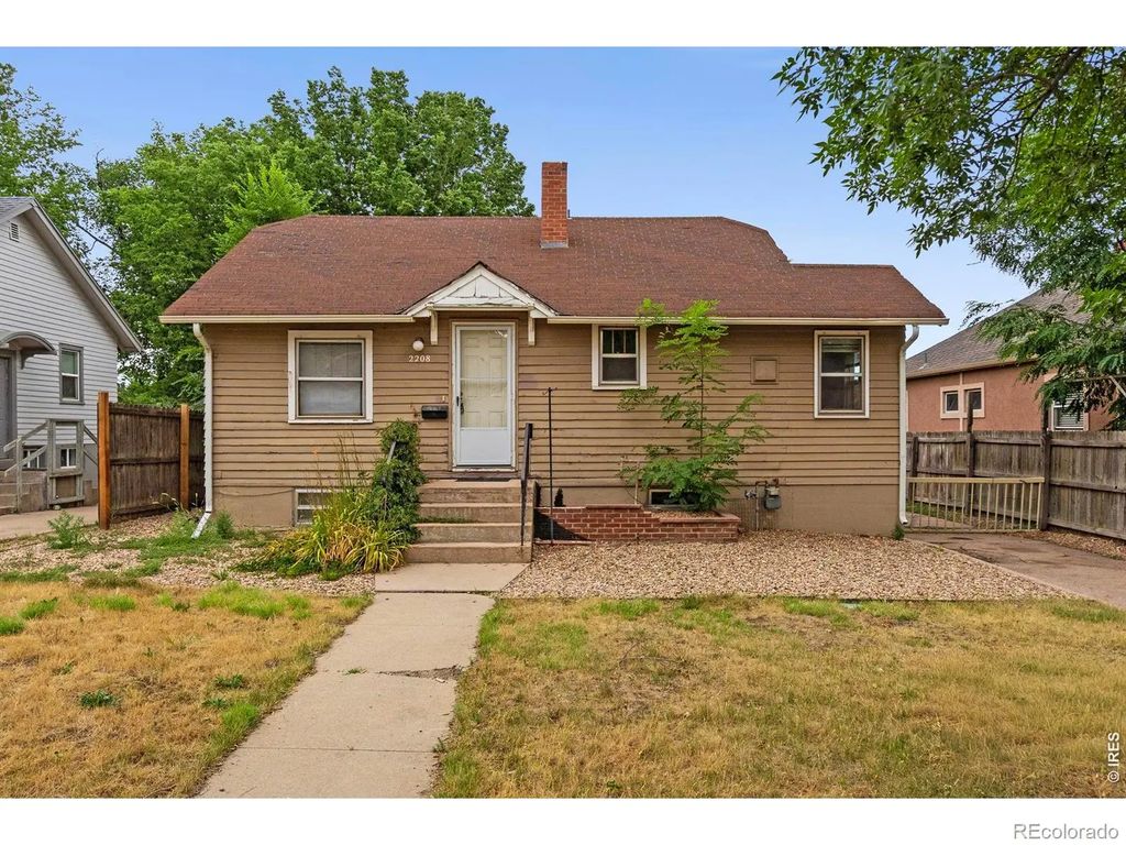 2208 9th Avenue, Greeley