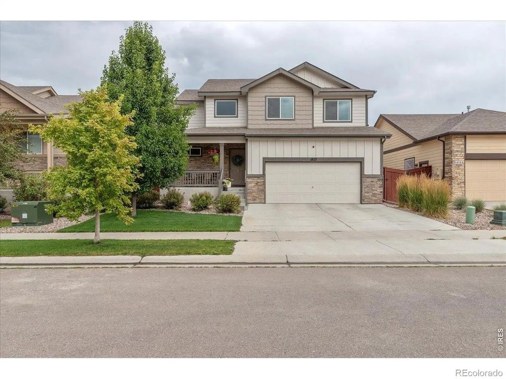 1827 Abundance Drive, Windsor