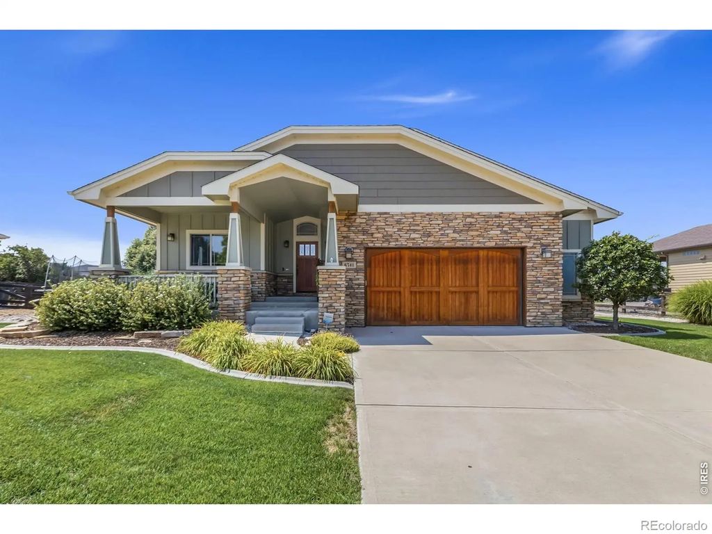 6741 Pumpkin Ridge Drive, Windsor