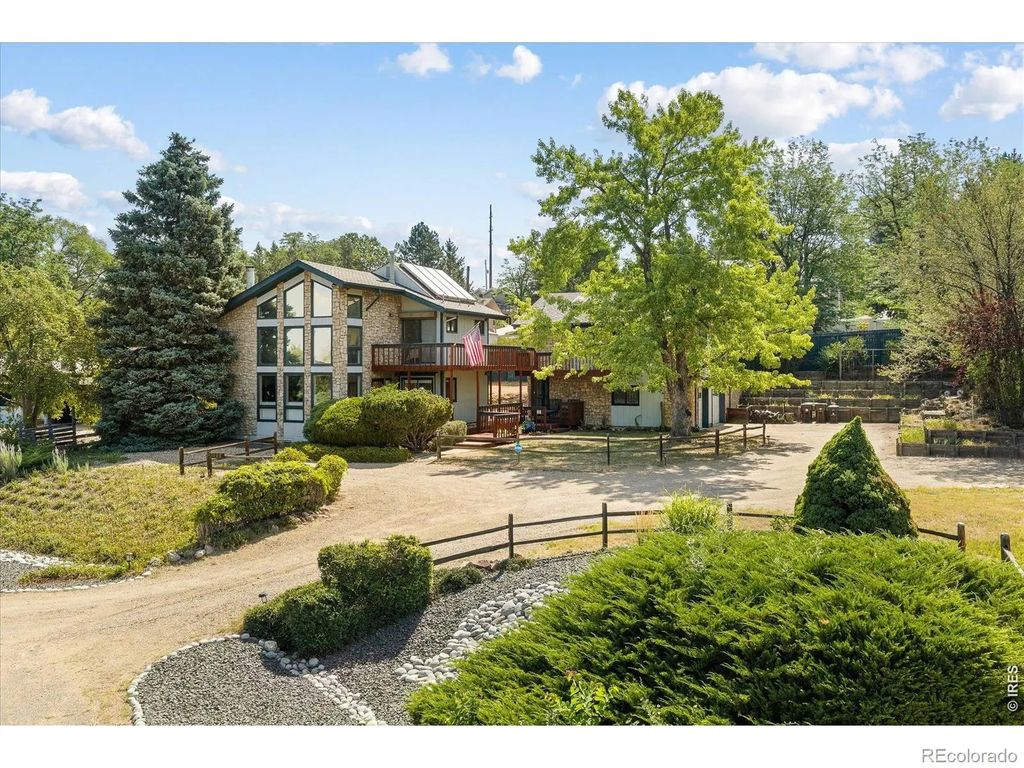1032 Ridglea Way, Boulder