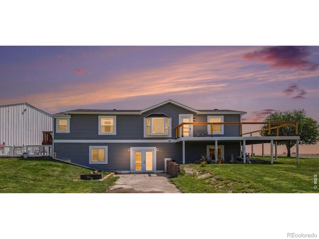 34015 County Road 80, Briggsdale