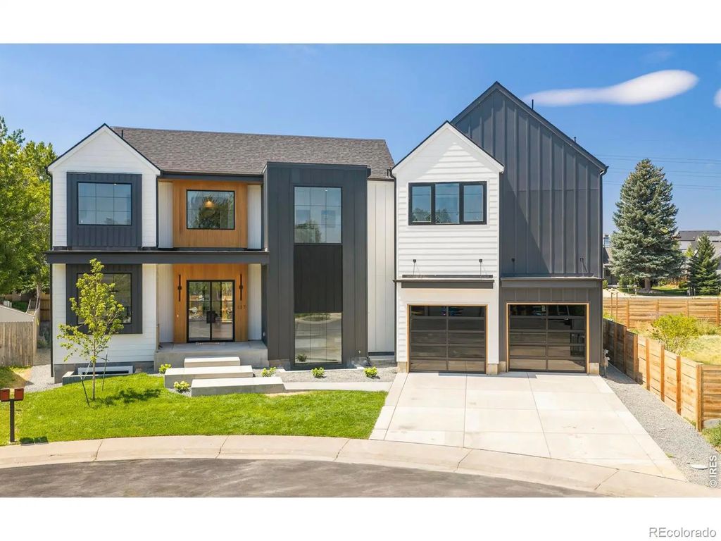137 S Warbler Court, Louisville