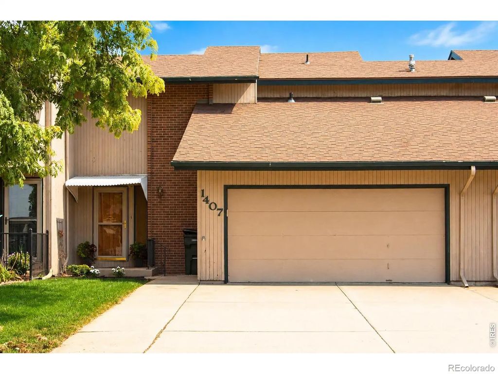 1407 S 11th Avenue, Sterling