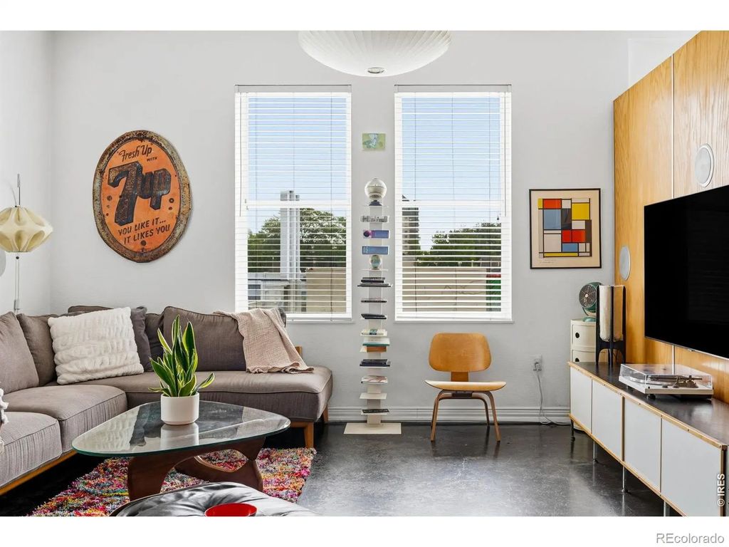 277 N Broadway 209, Denver