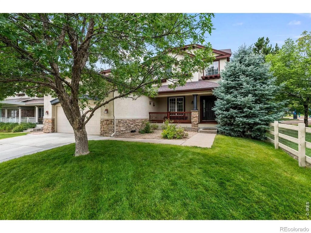 718 Mathews Circle, Erie