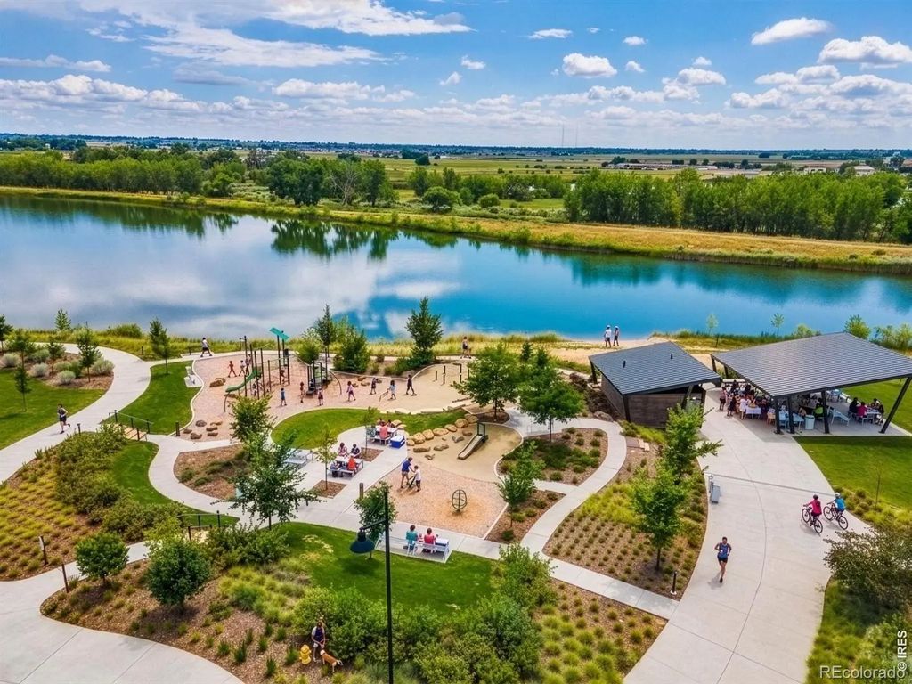 4633 N Bend Way, Firestone