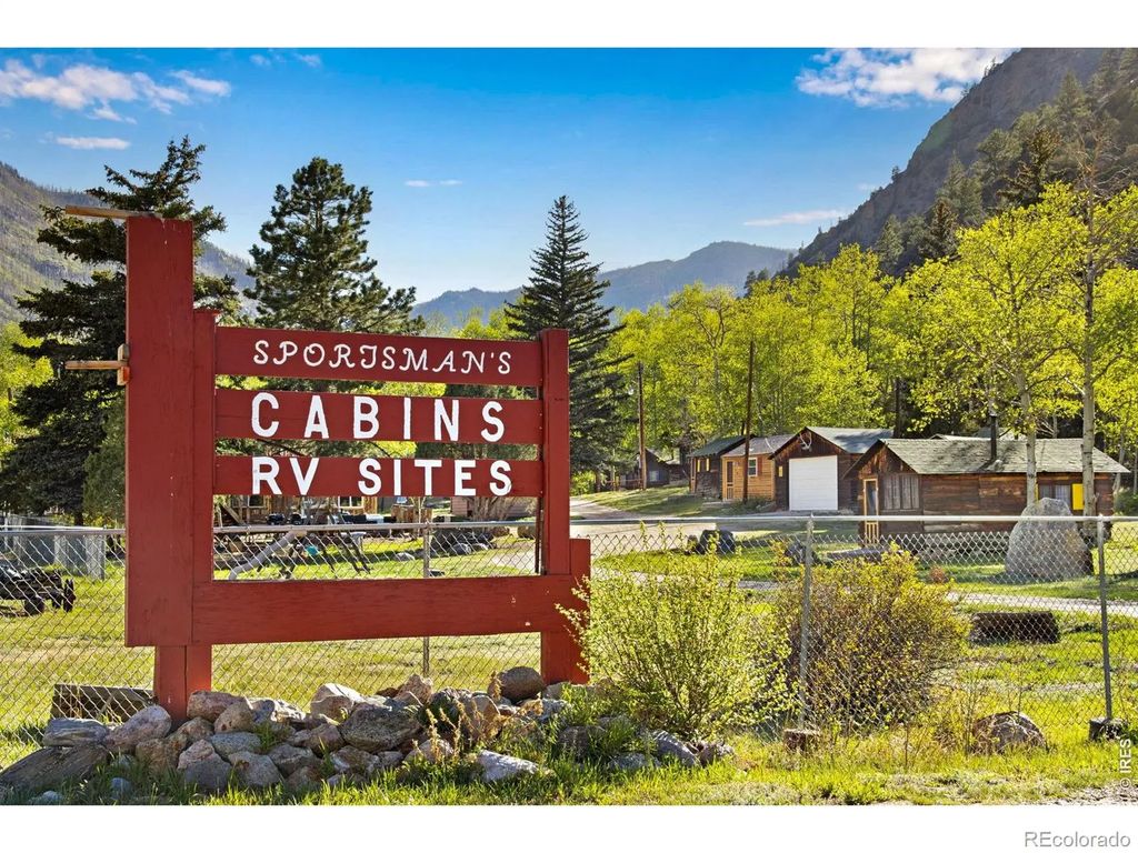 44174 Poudre Canyon Road, Bellvue