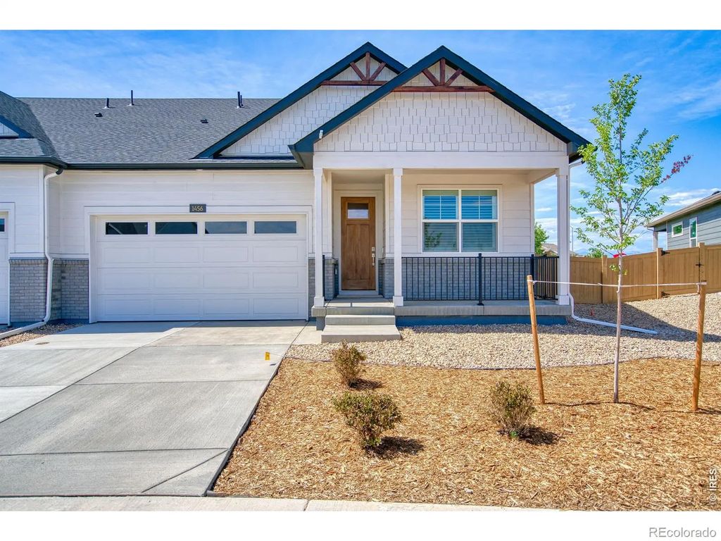 1456 Mullers Drive, Windsor