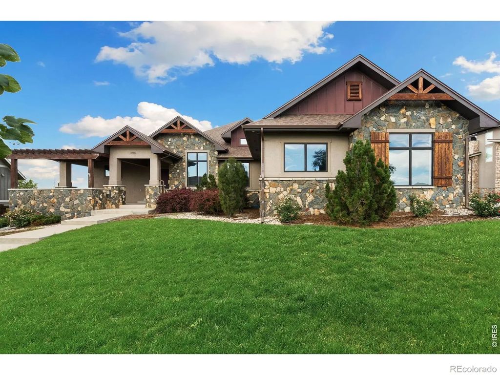 2882 Thunderview Drive, Timnath