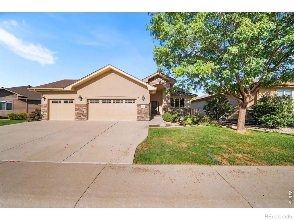 6152 Bay Meadows Drive, Windsor