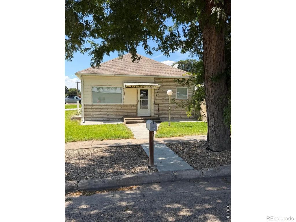 307 16th Street, Burlington