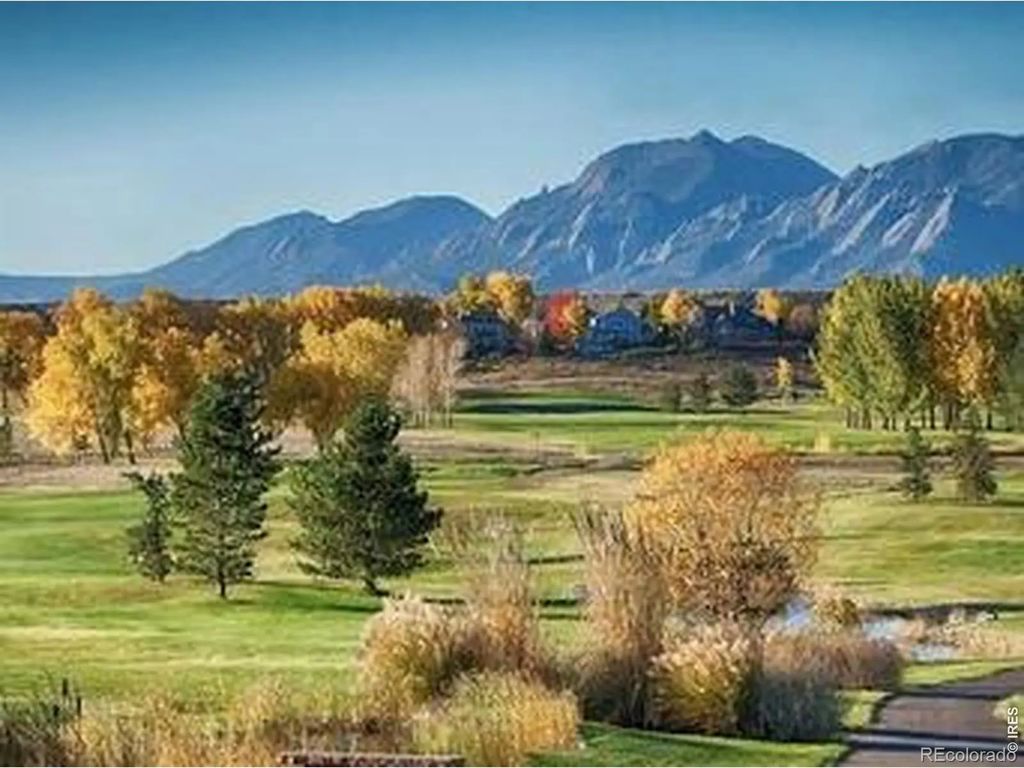 6686 Fairways Drive, Niwot