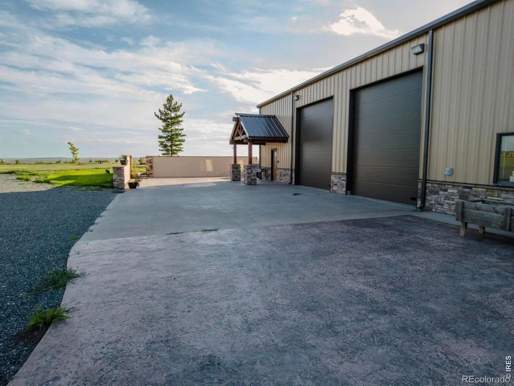 33731 County Road Kk, Wray