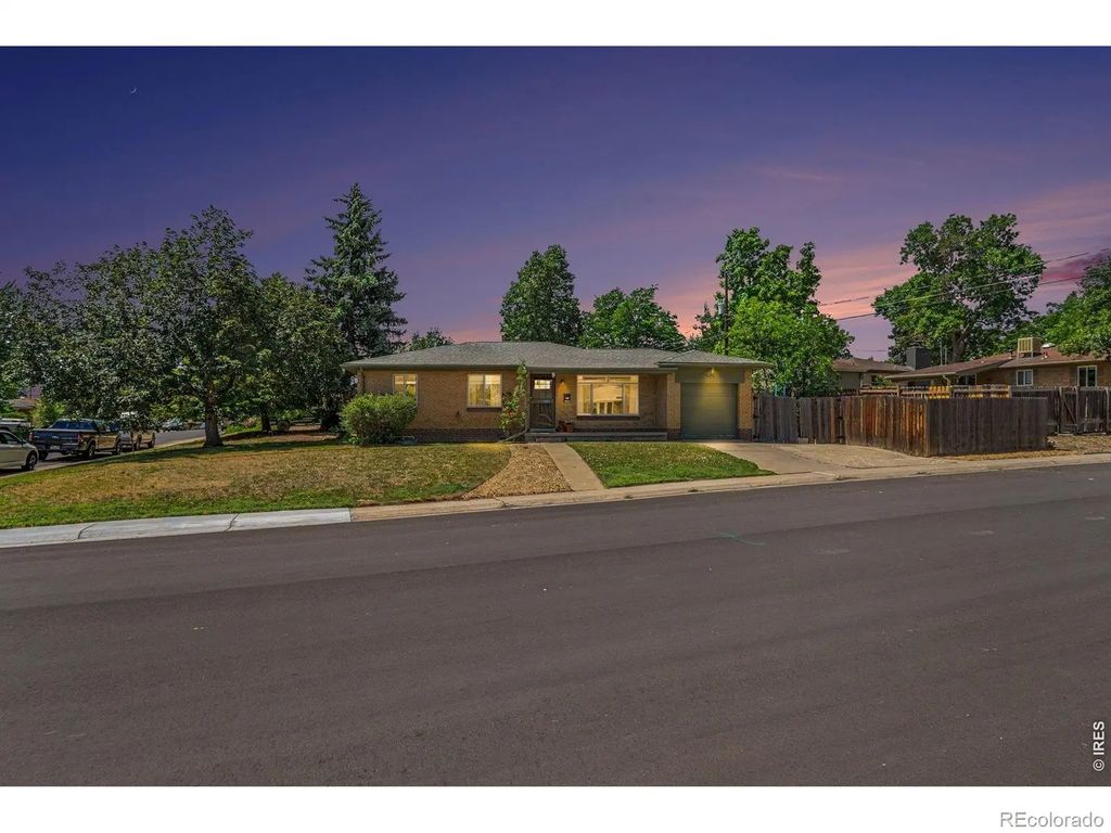 6120 W Arkansas Avenue, Lakewood