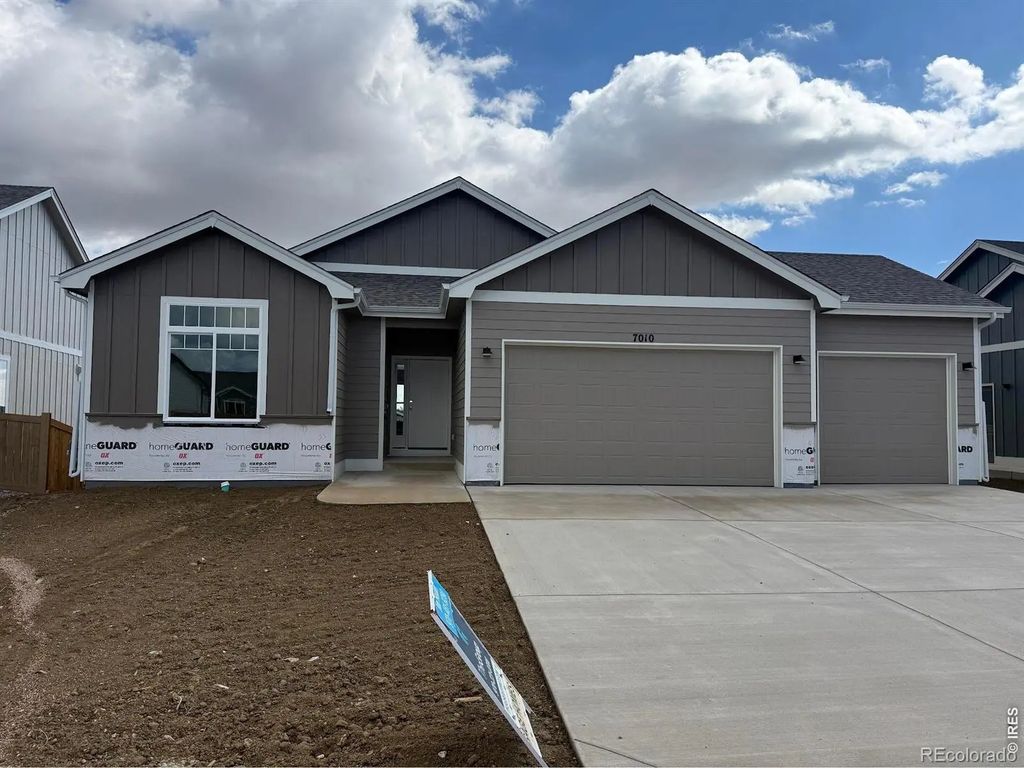 7010 Feather Reed Drive, Wellington