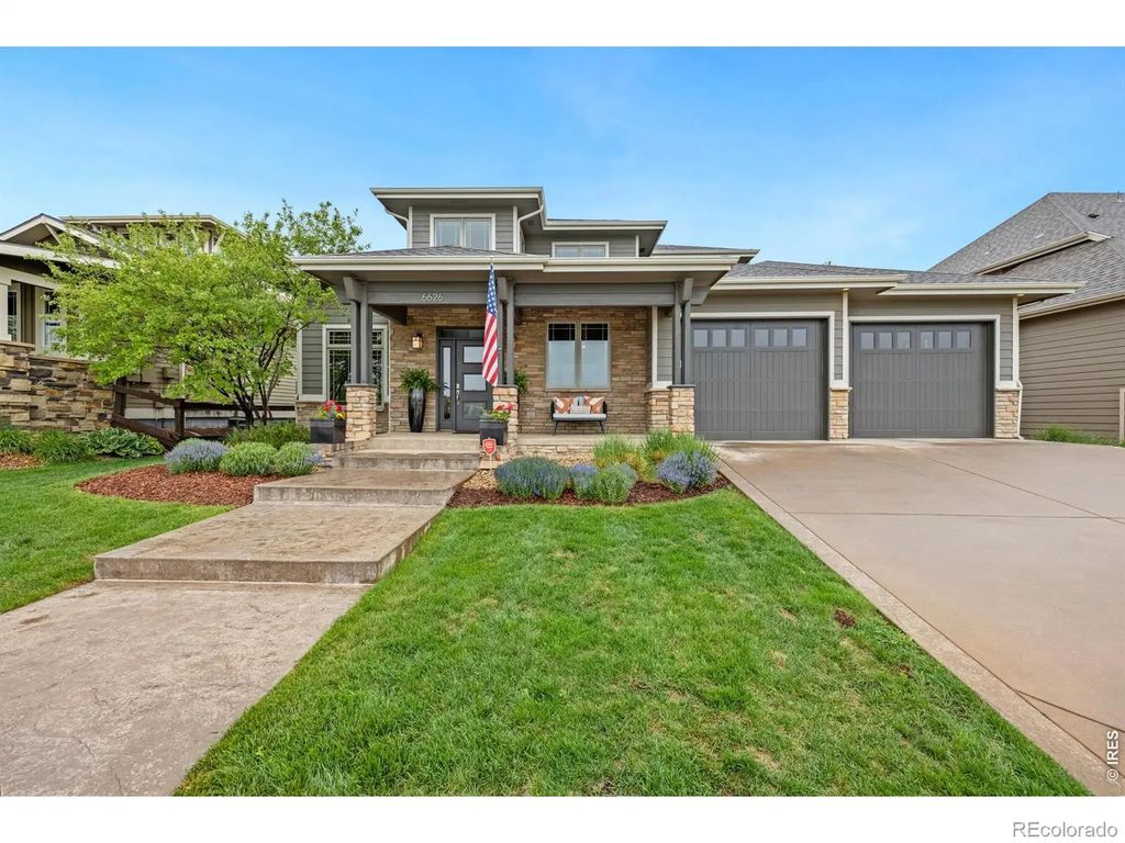6626 Royal Country Down Drive, Windsor