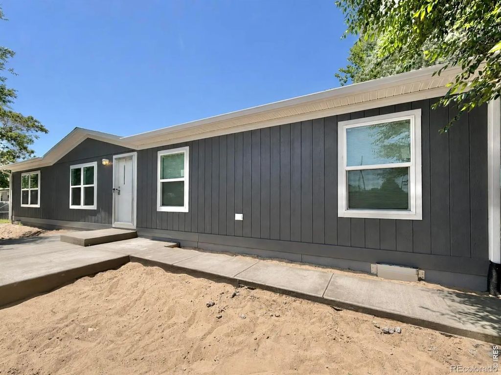 110 W Grant Avenue, Firestone