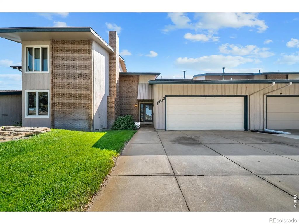 1403 S 11th Avenue, Sterling