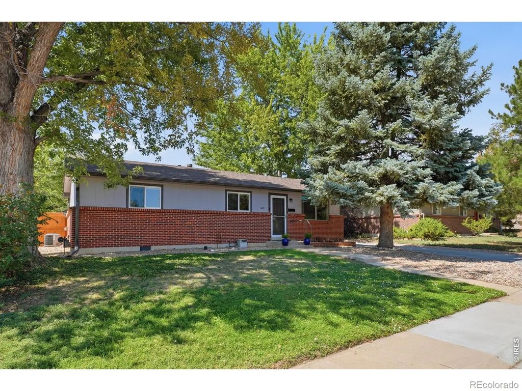1611 Sunset Drive, Louisville