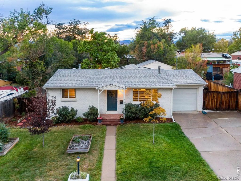 5123 Jellison Street, Arvada
