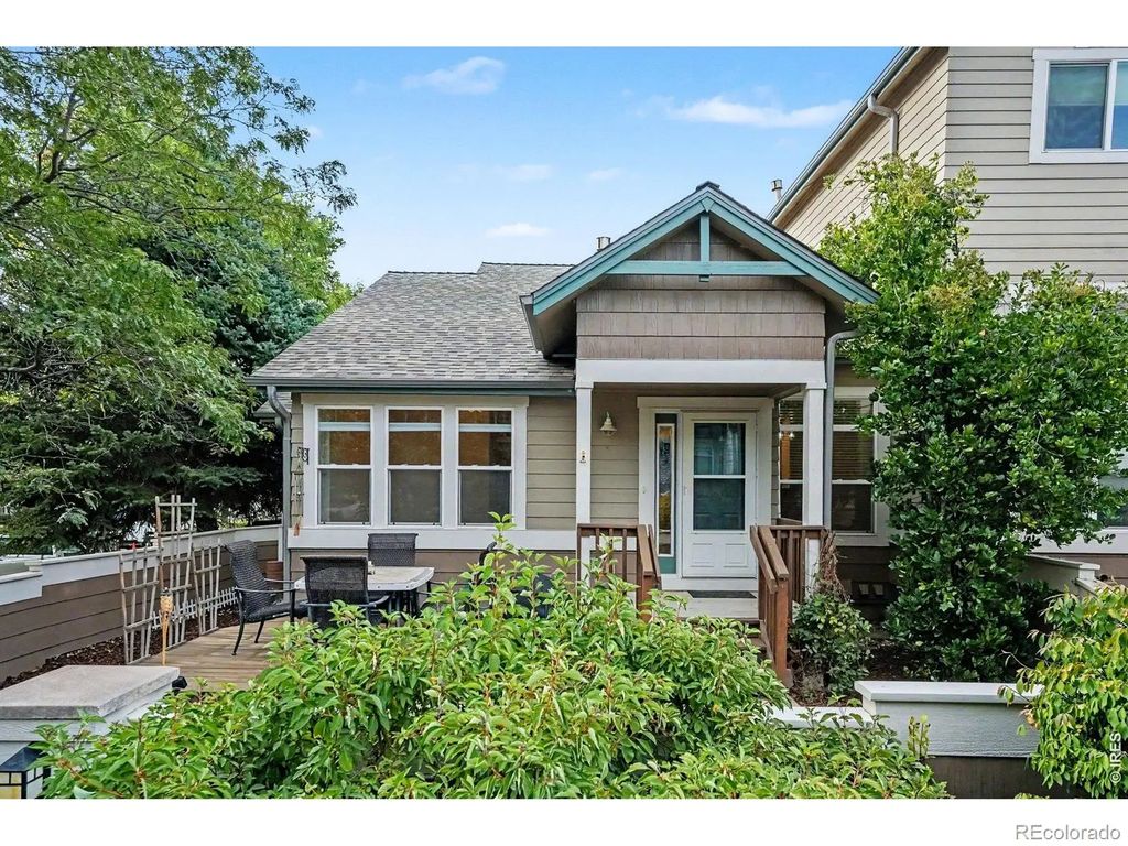 125 Rowena Place, Lafayette