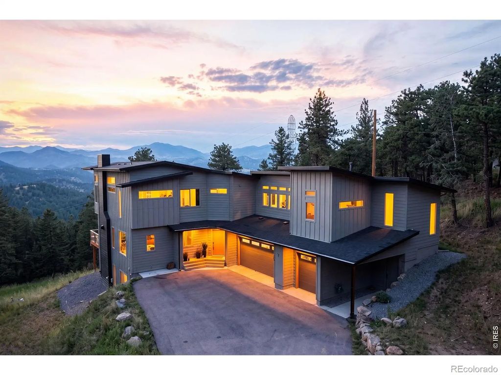 23068 Pinecrest Road, Golden