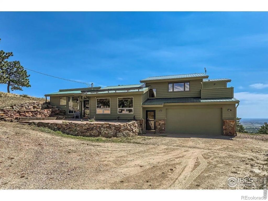 2450 Eagle Ridge Road, Lyons