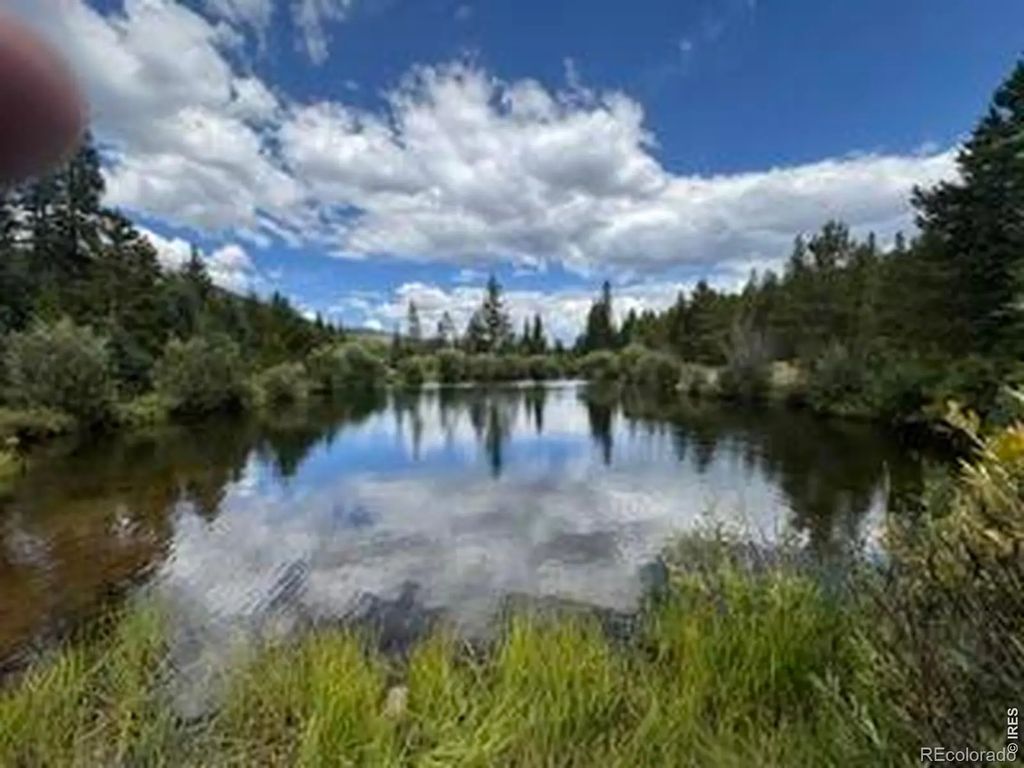 142 Mescalero Drive, Red Feather Lakes