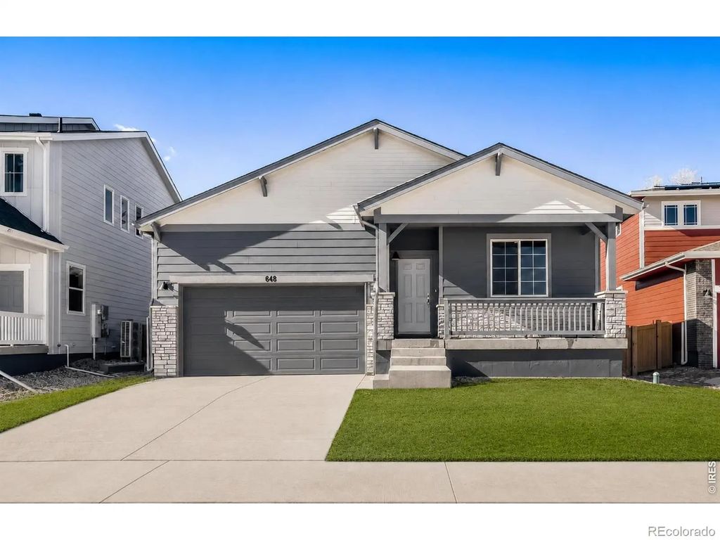 648 Noola Street, Windsor