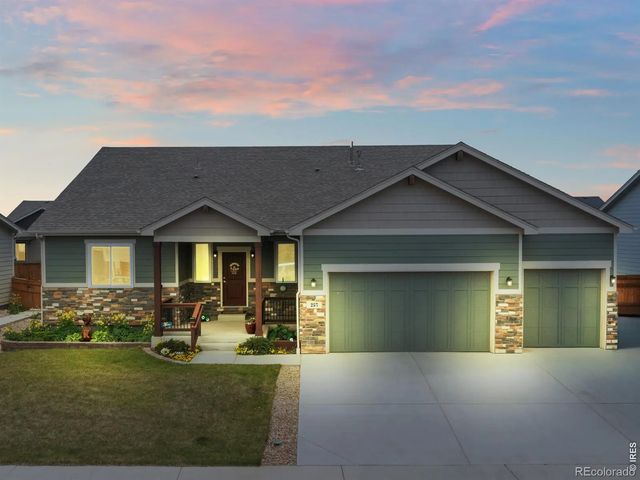 257 Hillspire Drive, Windsor