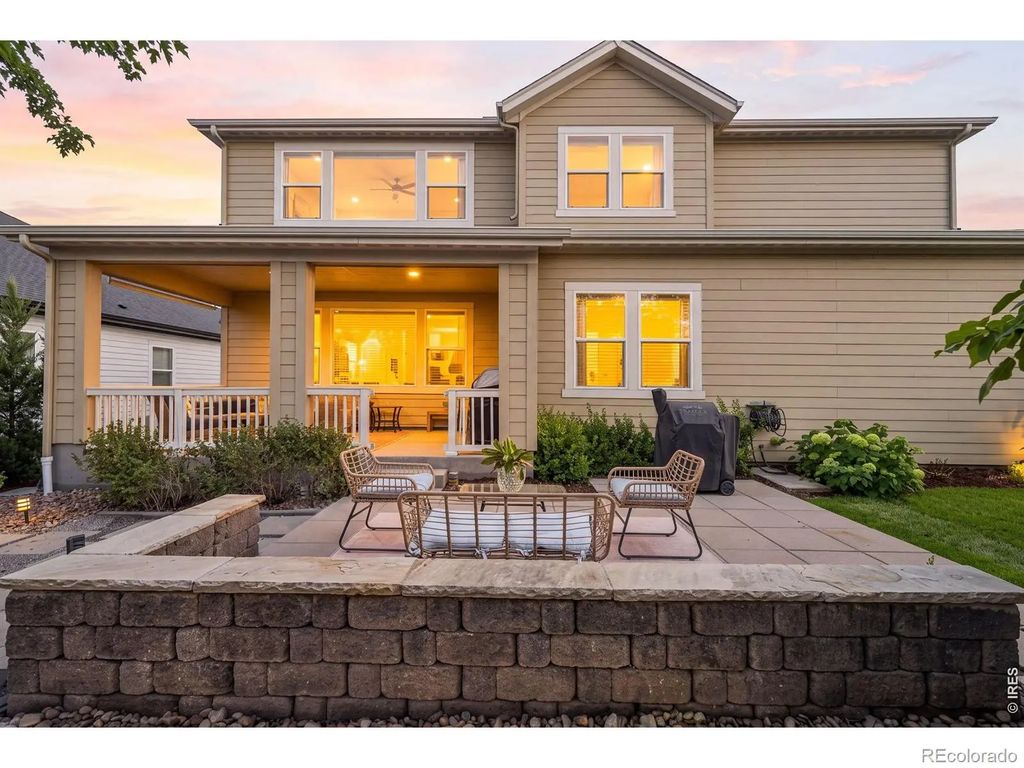 733 Gilpin Circle, Erie