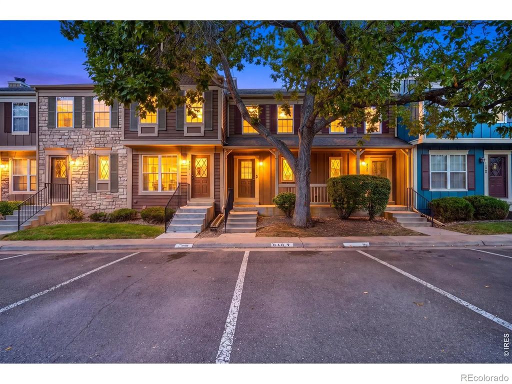 8132 S Fillmore Circle, Centennial