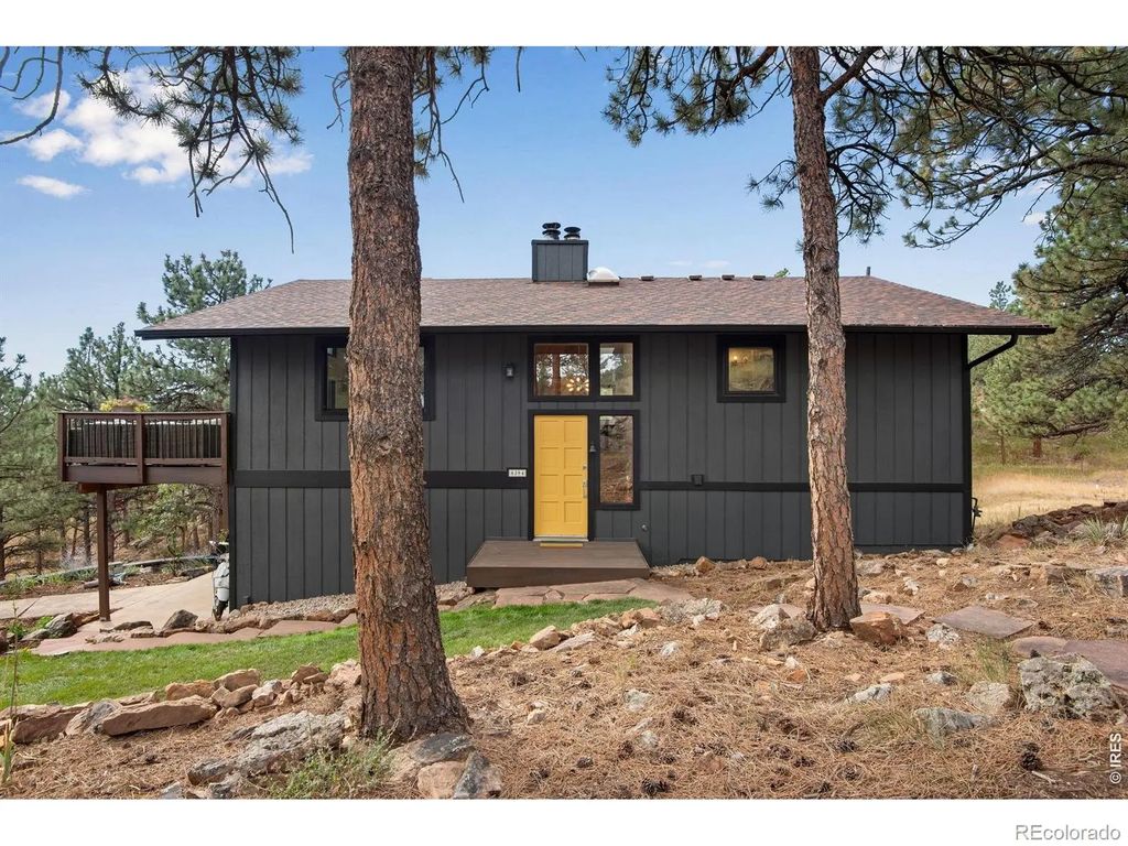 8394 Larkspur Road, Boulder