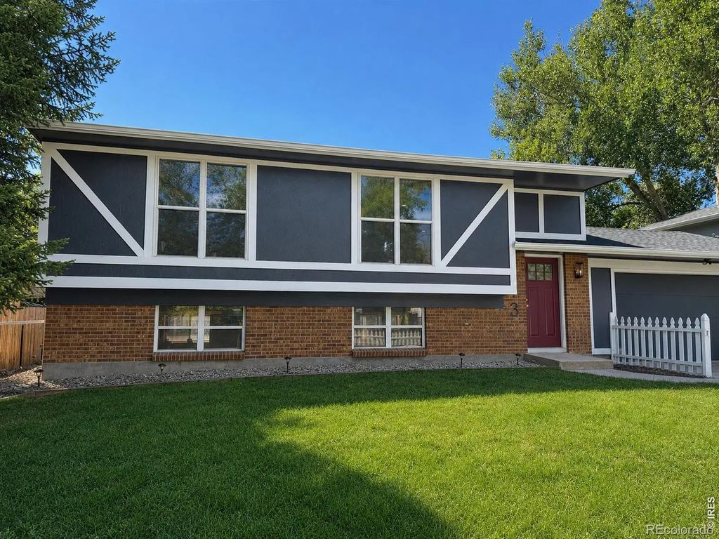 113 Sandler Drive, Lafayette