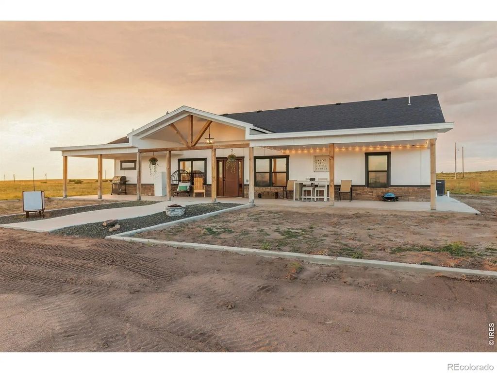 15550 County Road X, Weldona