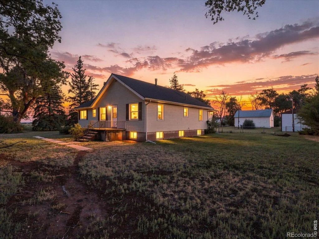 1127 W County Road 66, Fort Collins