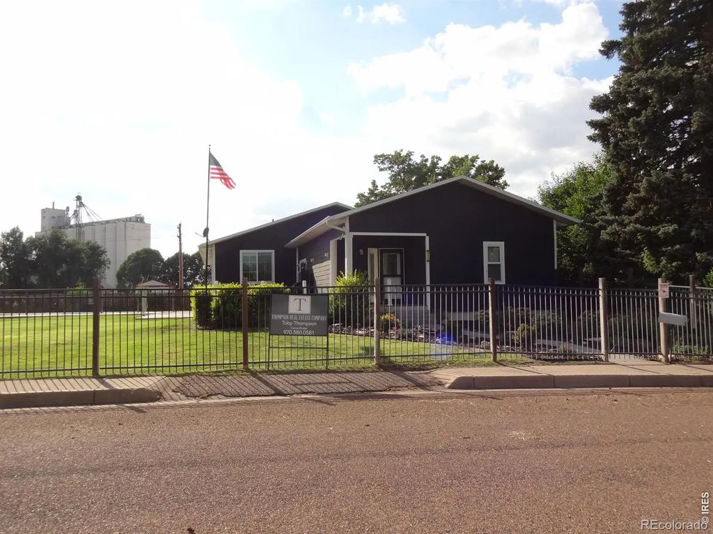 340 N Phelan Avenue, Holyoke