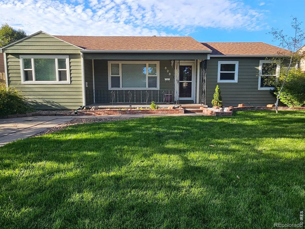 828 Fairhurst Street, Sterling