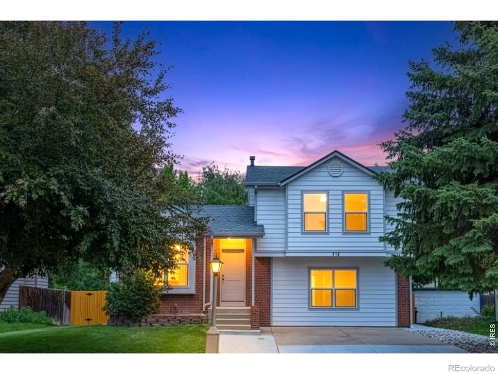 712 Cameron Lane, Longmont