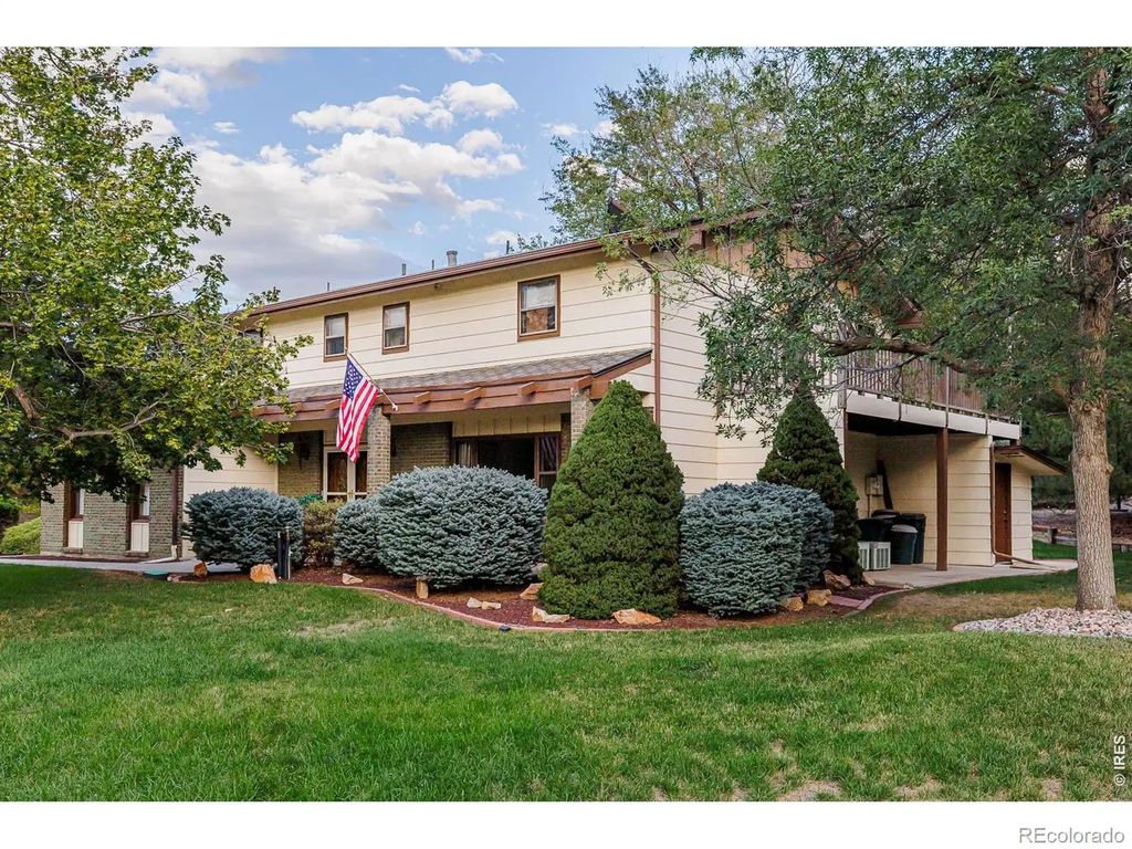 6686 Apache Court, Niwot