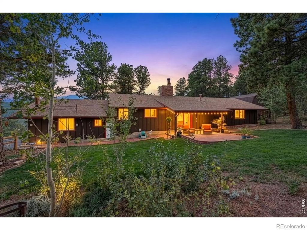 26 Tejas Lane, Nederland