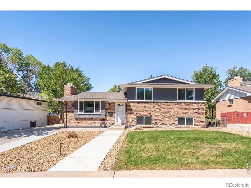 1055 W 7th Ave Dr, Broomfield
