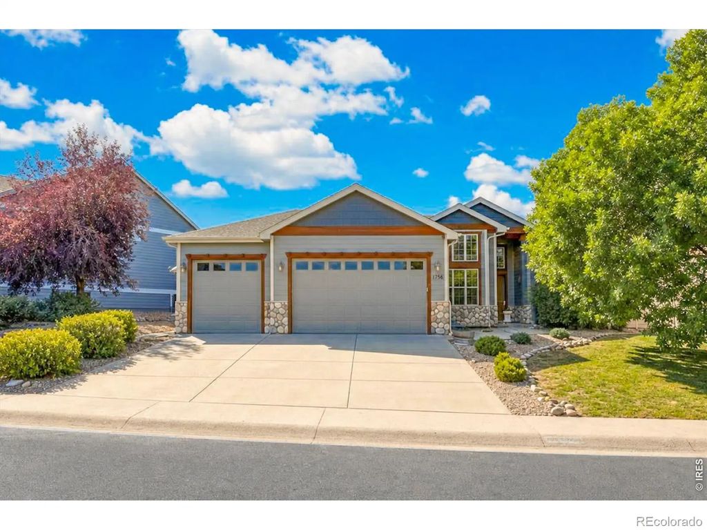1756 Green River Drive, Windsor