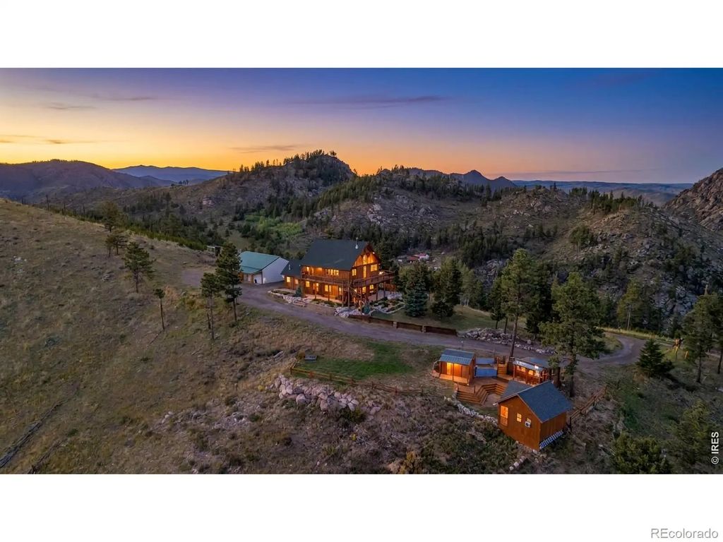 646 Stormy Peaks Drive, Bellvue