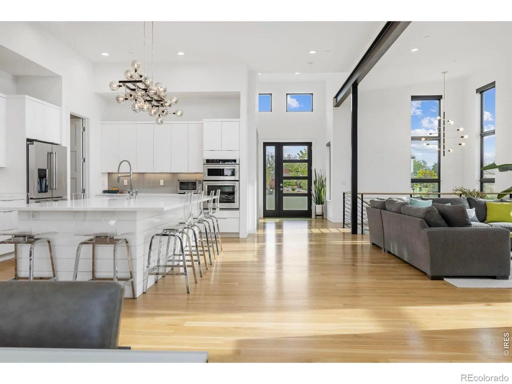 8675 Summerlin Place, Longmont