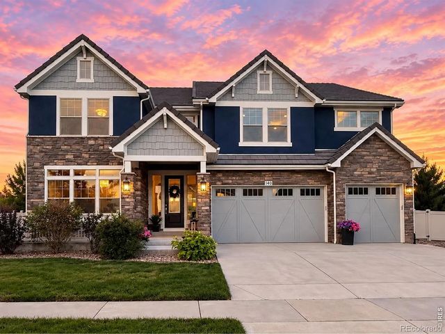 140 Pebble Brook Court, Erie