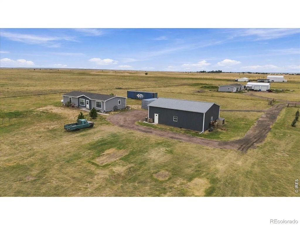 41744 County Road 84, Briggsdale