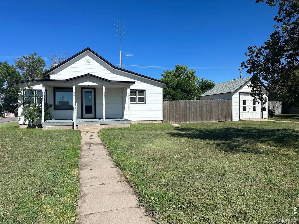 90 Cedar Avenue, Akron