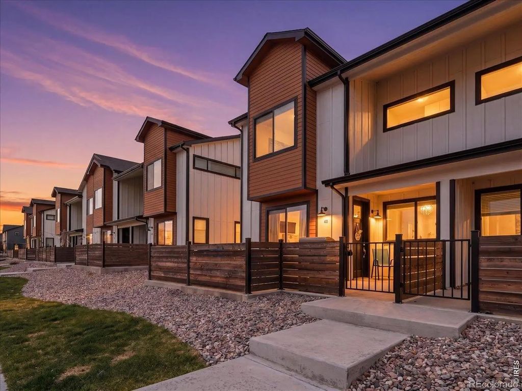 2402 49th Ave Ct 40, Greeley