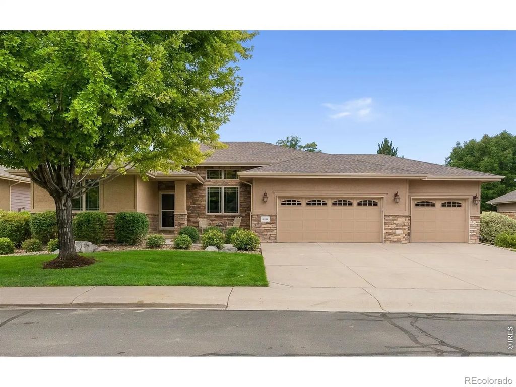 6467 Half Moon Bay Drive, Windsor